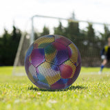 Leuchtball -Erleben Sie sehenswerte und lustige Outdoor-Spiele